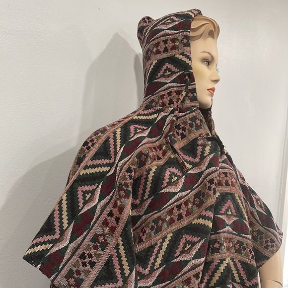 Vintage Boho Hooded Poncho - Picture 3 of 16